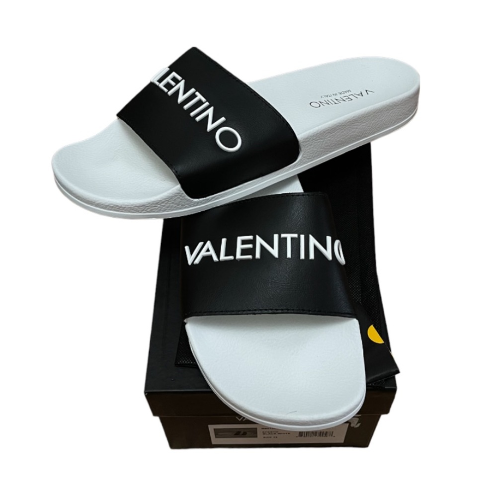 VALENTINO BY MARIO VALENTINO
Logo Leather Slides